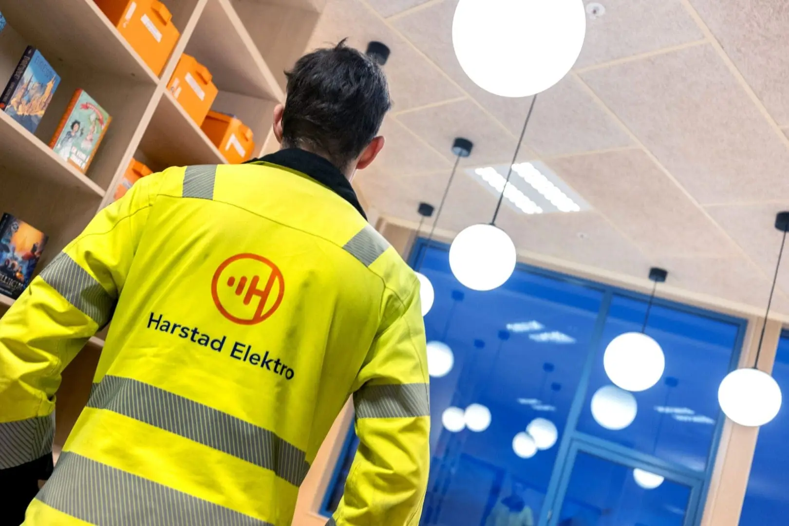 Vi søker Voksen lærling | Harstad Elektro